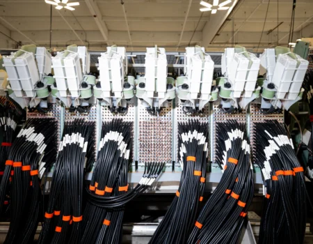 Microsoft espera generar energía a partir de la fusión atómica y se está asociando con Helion, que está probando prototipos en su sede en Everett, Washington
